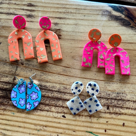 Earrings - Picture 4 of 6